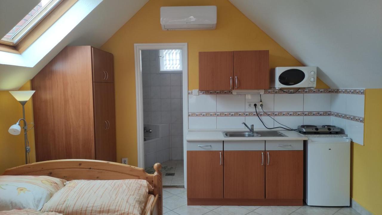 Liget Apartman Balatonföldvár Extérieur photo